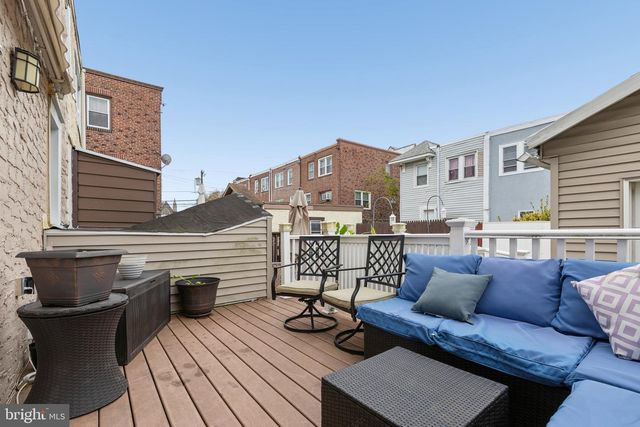 4 OAKLEY RD, Upper Darby, PA 19082