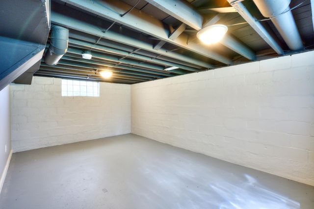412 Hayes Street, Gary, IN 46404