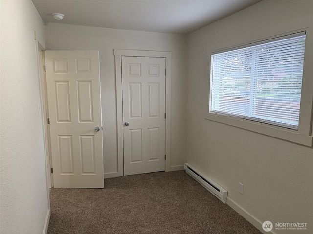 809 8th Street NE, Auburn, WA 98002