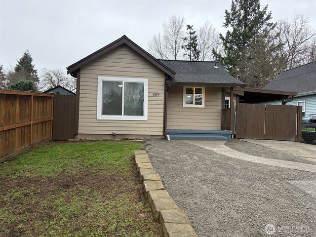 809 8th Street NE, Auburn, WA 98002
