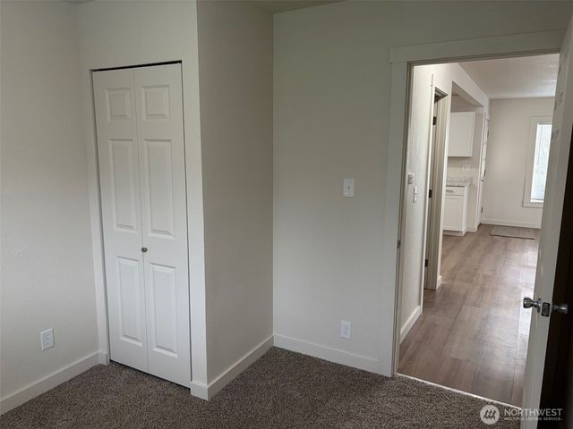 809 8th Street NE, Auburn, WA 98002