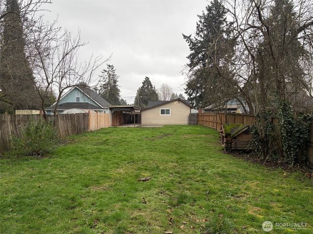 809 8th Street NE, Auburn, WA 98002