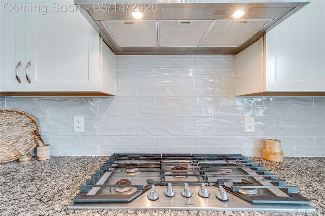 51011 Rockingham Drive, Canton Charter Township, MI 48188