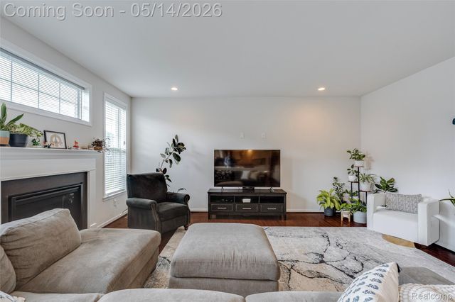 51011 Rockingham Drive, Canton Charter Township, MI 48188