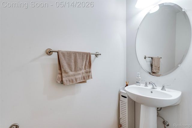 51011 Rockingham Drive, Canton Charter Township, MI 48188