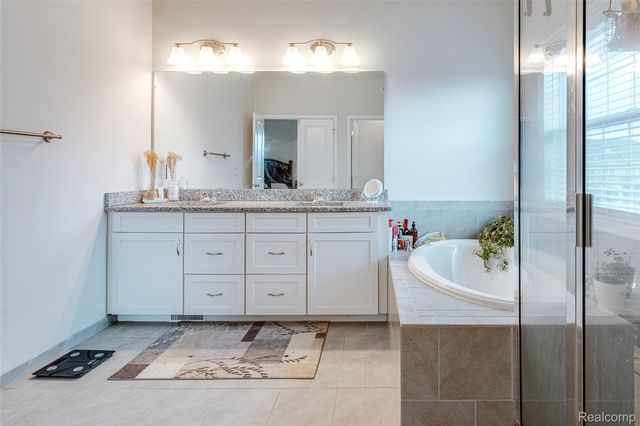 51011 Rockingham Drive, Canton Charter Township, MI 48188