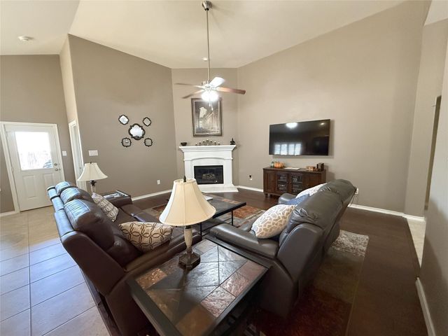 4809 Wasatch Drive, Denton, TX 76208