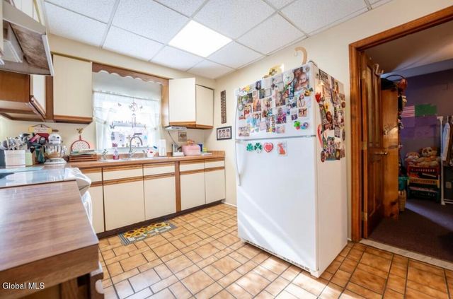 211 N 4th Avenue, Mechanicville, NY 12118