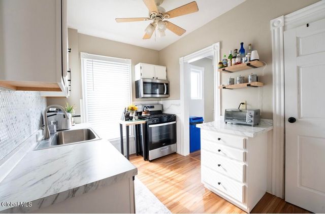 211 N 4th Avenue, Mechanicville, NY 12118