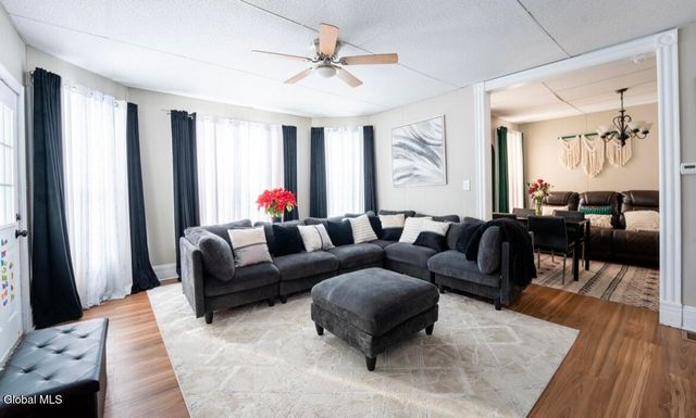 211 N 4th Avenue, Mechanicville, NY 12118