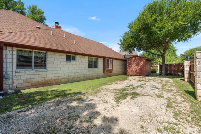 121 Winecup TRL N, Cedar Park, TX 78613