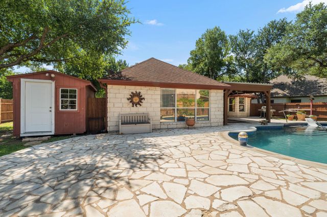 121 Winecup TRL N, Cedar Park, TX 78613