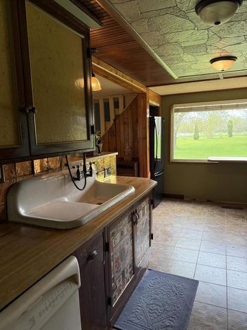 W7926 First STREET, Watertown, WI 53098