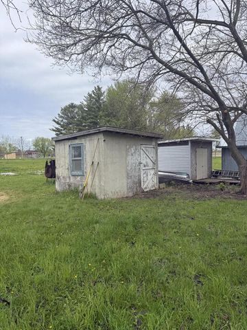 W7926 First STREET, Watertown, WI 53098