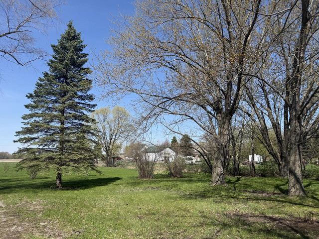 W7926 First STREET, Watertown, WI 53098