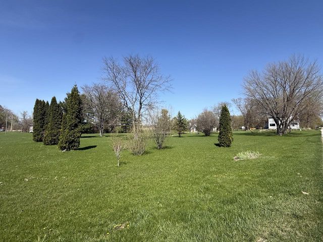 W7926 First STREET, Watertown, WI 53098