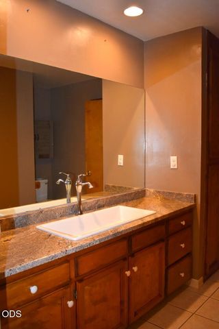 359 Northwoods Drive, Merlin, OR 97532