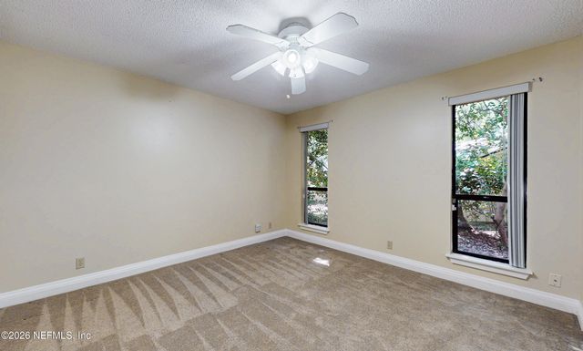 12062 HIDDEN HILLS Drive S, Jacksonville, FL 32225