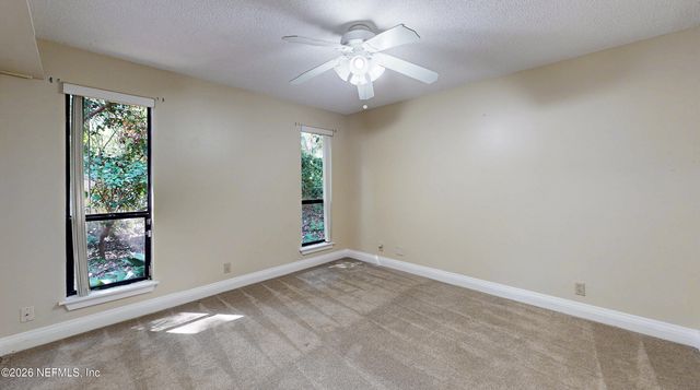 12062 HIDDEN HILLS Drive S, Jacksonville, FL 32225