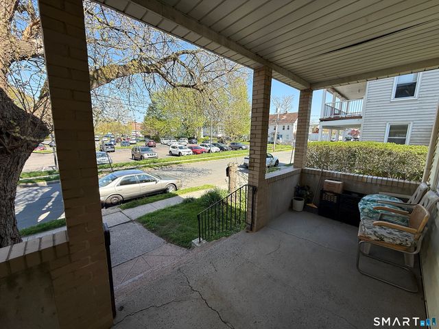 37-39 Hotchkiss Street, Middletown, CT 06457