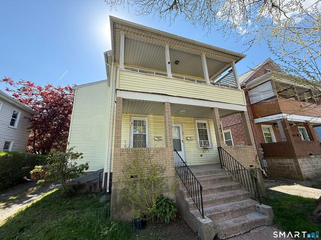37-39 Hotchkiss Street, Middletown, CT 06457