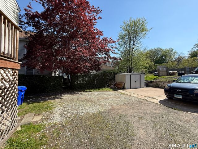 37-39 Hotchkiss Street, Middletown, CT 06457