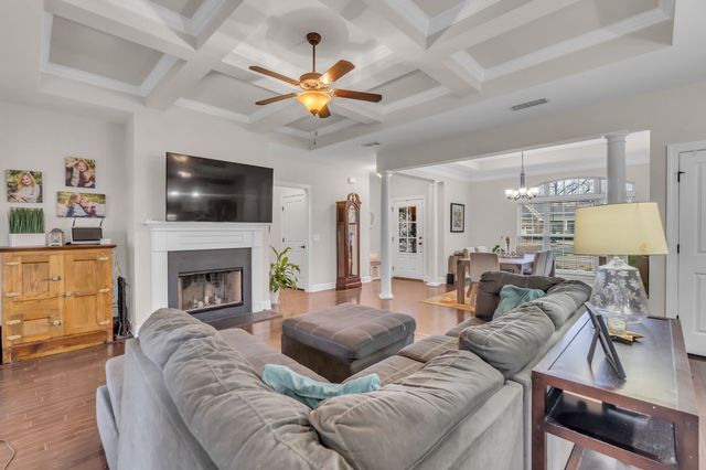 123 Saltville Ct, Smyrna, TN 37167