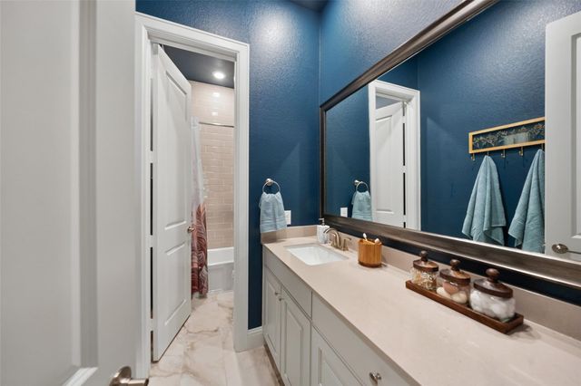 3210 Lockridge Harbor Lane, Houston, TX 77365