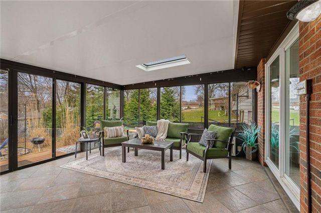 7509 N Baltimore Avenue, Gladstone, MO 64118