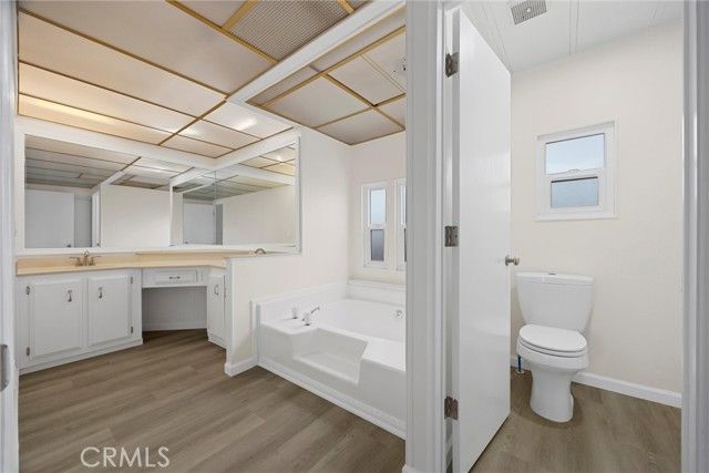 53 Cedarwood Lane, Bakersfield, CA 93308