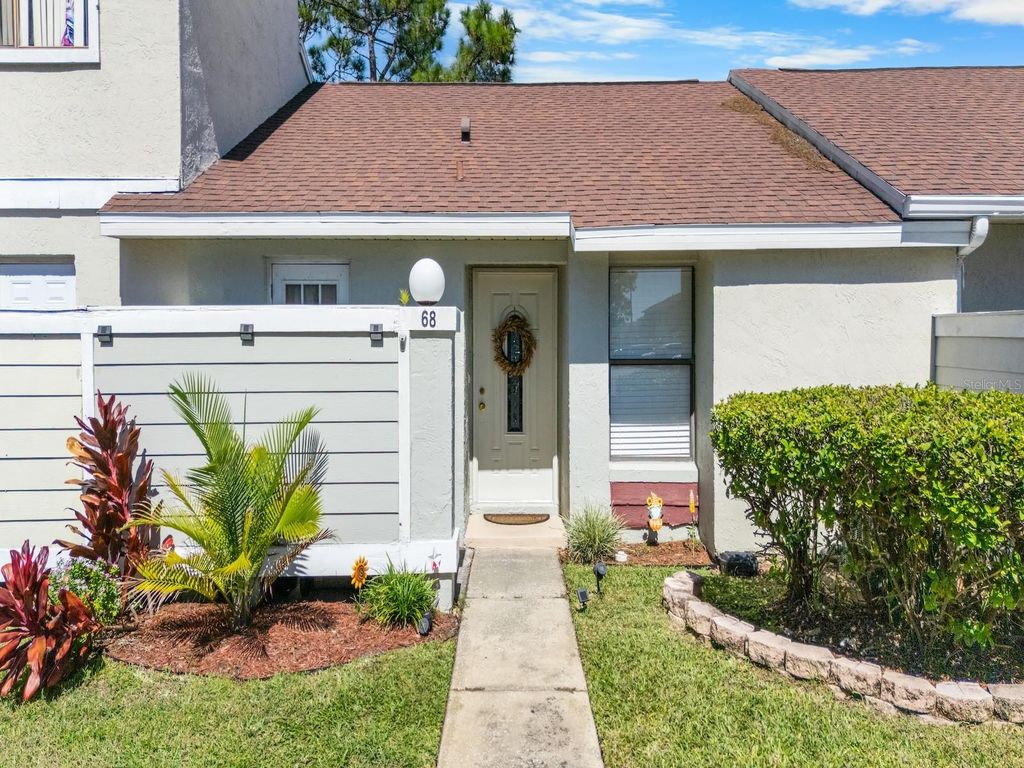 68 PINE ISLAND CIRCLE, Kissimmee, FL 34743