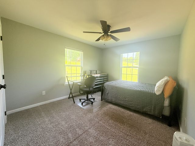 649 Old Harrison Ferry Rd, Mcminnville, TN 37110