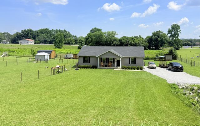 649 Old Harrison Ferry Rd, Mcminnville, TN 37110