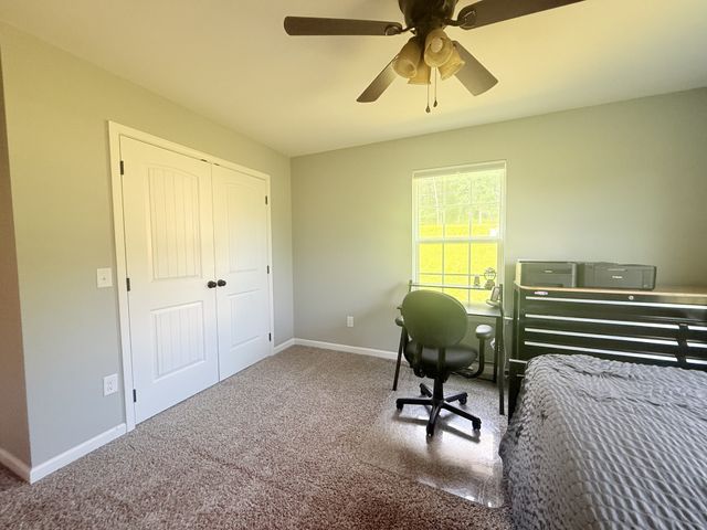 649 Old Harrison Ferry Rd, Mcminnville, TN 37110