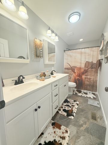 649 Old Harrison Ferry Rd, Mcminnville, TN 37110