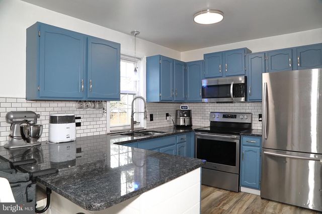 851 PENNY LN, Mount Joy, PA 17552