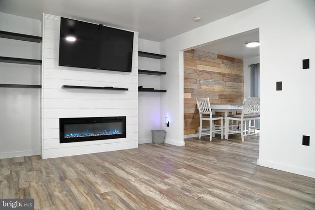 851 PENNY LN, Mount Joy, PA 17552