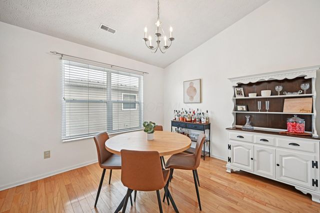 2160 Balais Court, Grove City, OH 43123