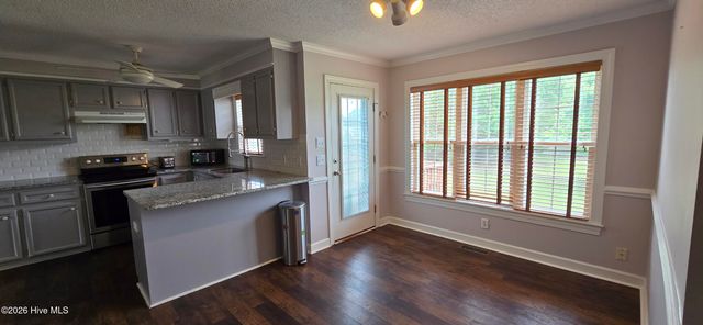 1705 Crawfords Pointe Drive, Greenville, NC 27834
