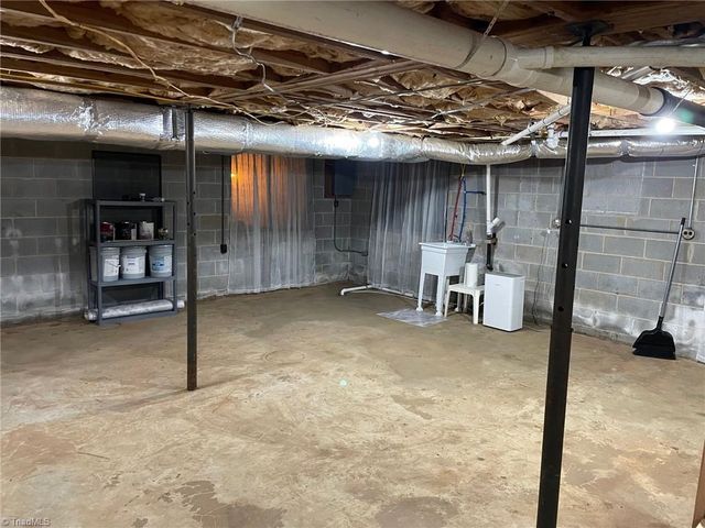5956 US Highway 268, Dobson, NC 27017