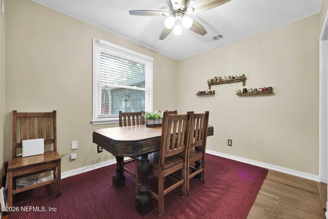 1521 CHARON Road, Jacksonville, FL 32205