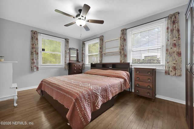 1521 CHARON Road, Jacksonville, FL 32205