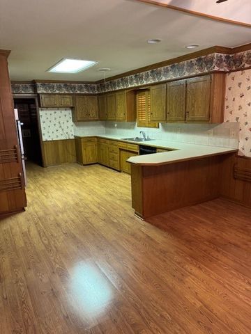 406 N Union, Whitesboro, TX 76273