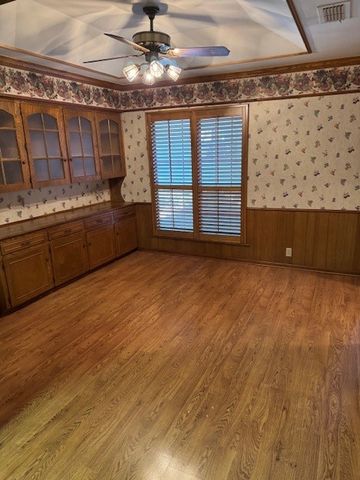 406 N Union, Whitesboro, TX 76273