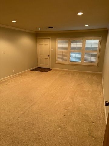 406 N Union, Whitesboro, TX 76273