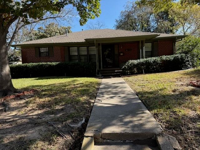 406 N Union, Whitesboro, TX 76273