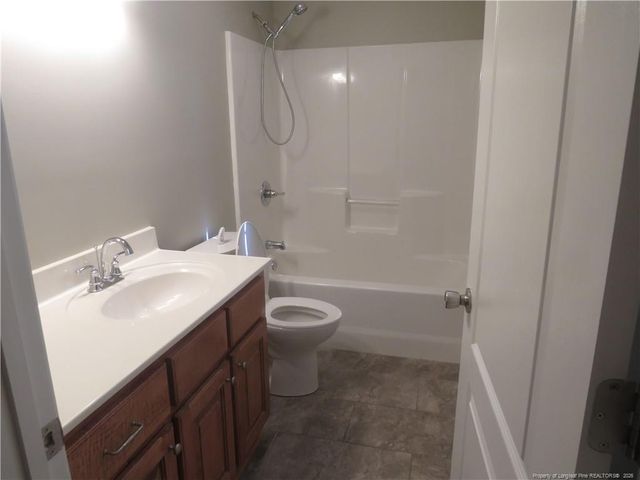 1184 Fisher Road, St. Pauls, NC 28384