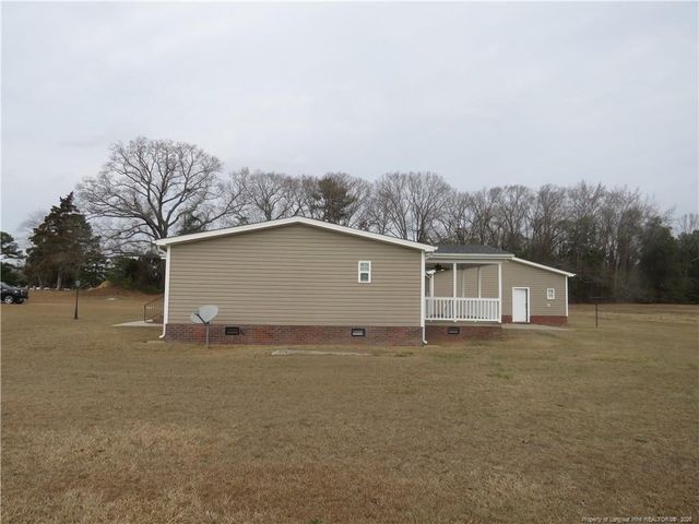 1184 Fisher Road, St. Pauls, NC 28384