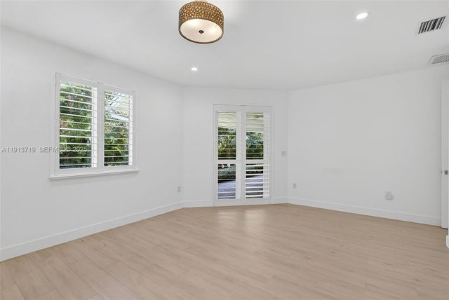 11199 SW 78th Ct, Pinecrest, FL 33156