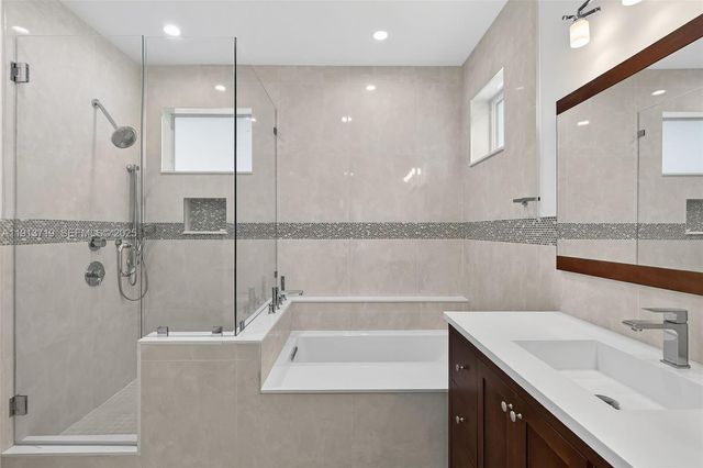 11199 SW 78th Ct, Pinecrest, FL 33156